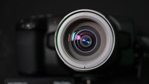 Lens in focus - image by Casey Smerczynski
