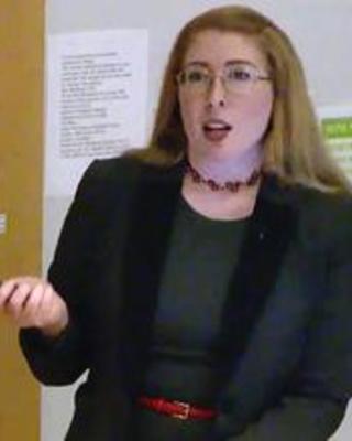 Kriss	Barnhart